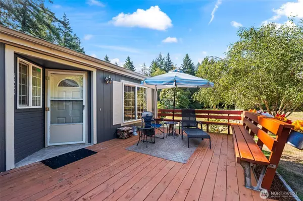 3303 Jackson Lake RD NW, Lakebay, WA 98349