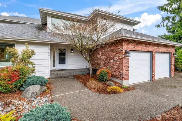 5756 Eldorado PL NW, Bremerton, WA 98312