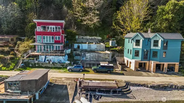 9169 SE Fragaria RD, Olalla, WA 98359