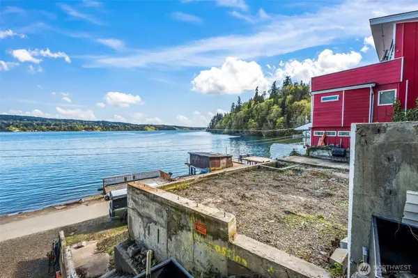 9169 SE Fragaria RD, Olalla, WA 98359