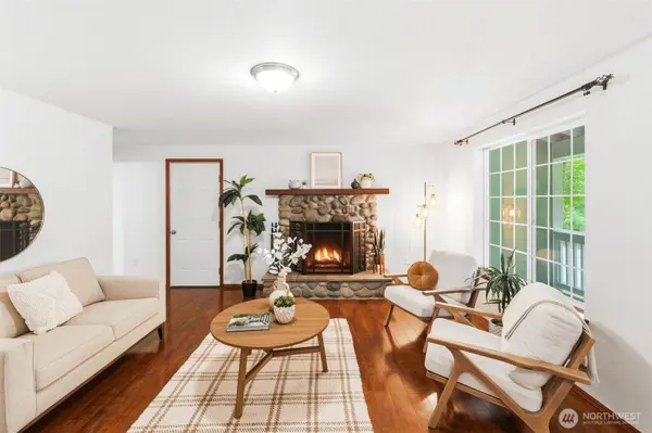 13221 104th ST NW, Gig Harbor, WA 98329