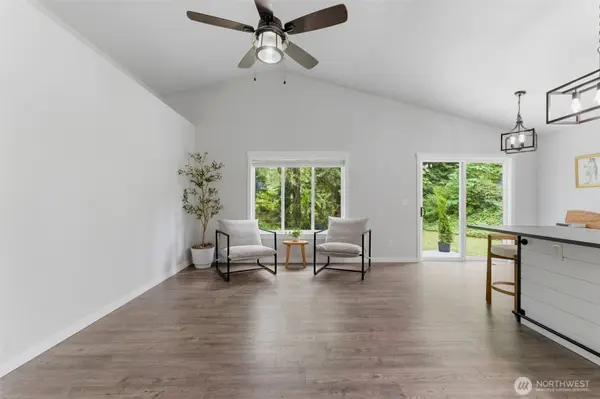 5270 SE Pine Lake BLVD, Olalla, WA 98359