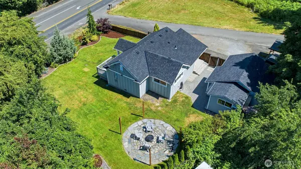 11418 Jovita BLVD E, Edgewood, WA 98372