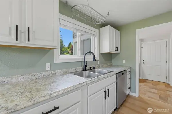 11418 Jovita BLVD E, Edgewood, WA 98372