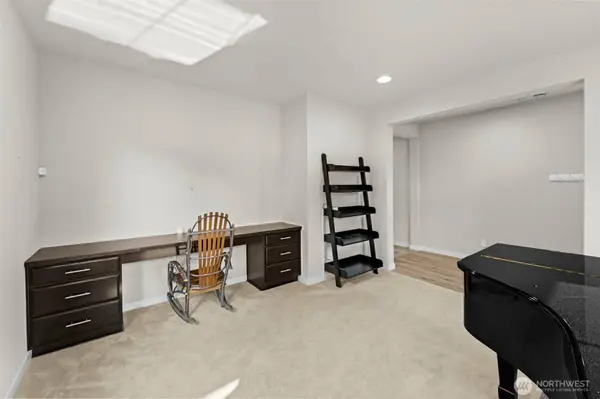 4956 Castleton RD SW, Port Orchard, WA 98367