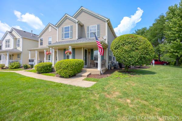 2328 Woodhill Ct