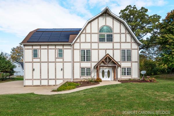 9439 Corneils Rd