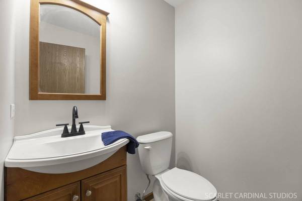 34 Waterbury Circle, Oswego, IL 60543