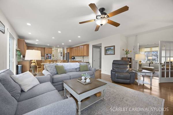 628 Ebony Drive, Oswego, IL 60543