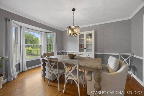 2875 Carriage Way, Aurora, IL 60504