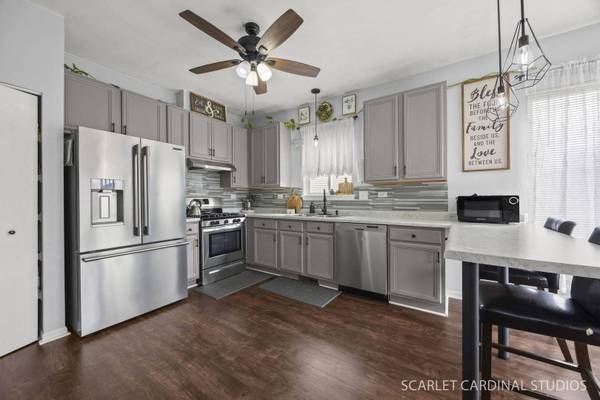 2441 Claridge Lane, Montgomery, IL 60538