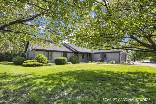 5S440 Beau Bien Boulevard, Naperville, IL 60540