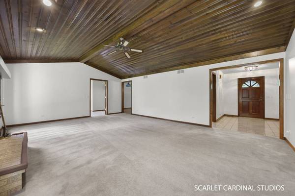 5S440 Beau Bien Boulevard, Naperville, IL 60540