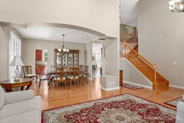 221 Willington WAY, Oswego, IL 60543