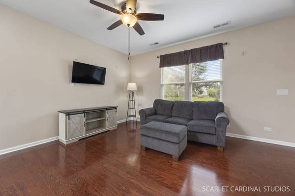 501 Valentine WAY, Oswego, IL 60543