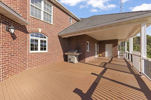 1349 Sleepy Hollow RD, Amboy, IL 61310
