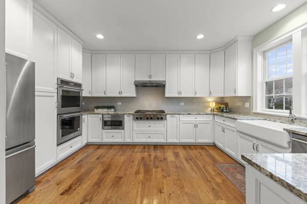 310 Chick Evans ST, Bolingbrook, IL 60490