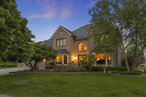 3819 Cadella CIR, Naperville, IL 60564