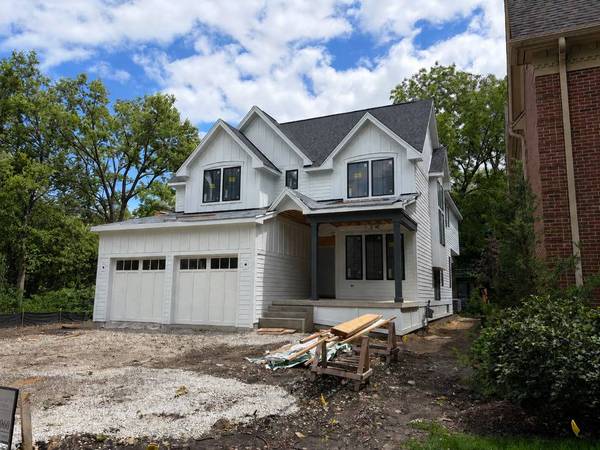 664 N Webster ST, Naperville, IL 60563