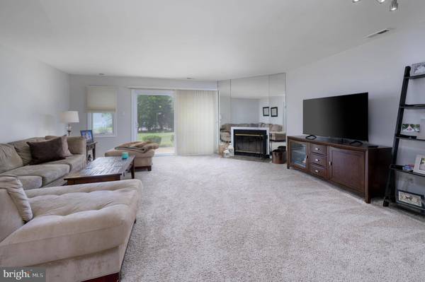 227 SHERBROOKE CT, Cherry Hill, NJ 08003