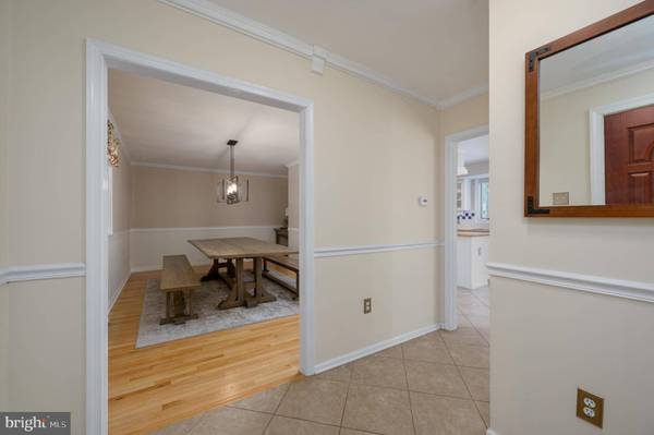16 SAW MILL RD, Medford, NJ 08055