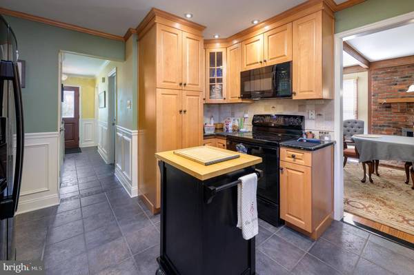 129 HICKORY LN, Medford, NJ 08055