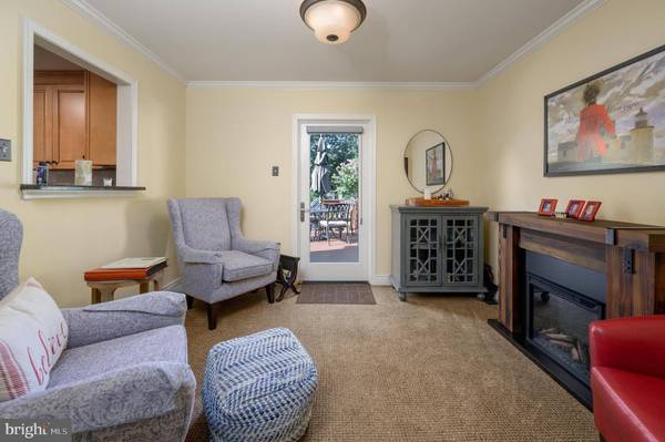 129 HICKORY LN, Medford, NJ 08055