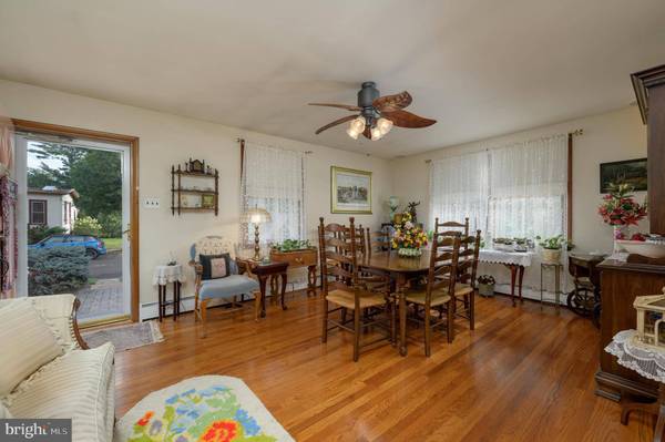 52 BANK ST, Medford, NJ 08055