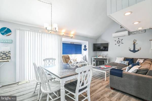 3 W 12 ST, Barnegat Light, NJ 08006