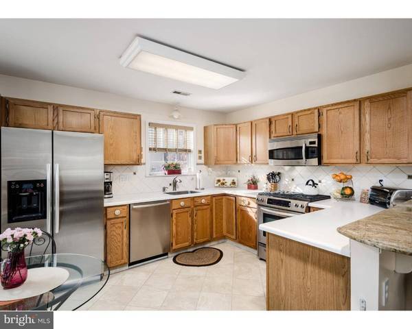 34 WILLIAM PENN CIR, Medford Twp, NJ 08055