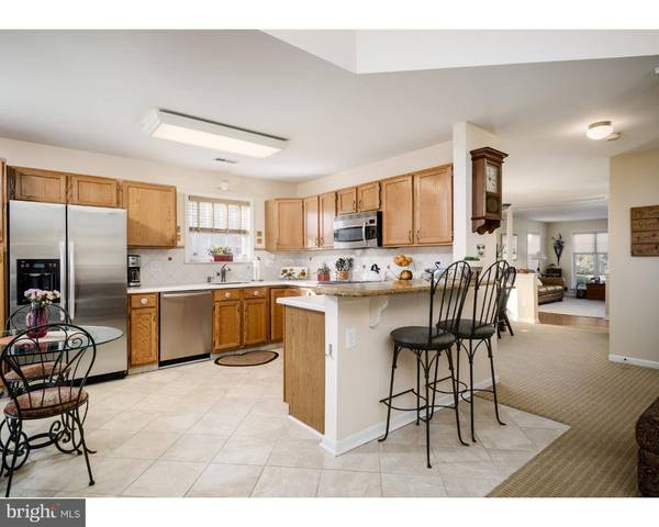 34 WILLIAM PENN CIR, Medford Twp, NJ 08055