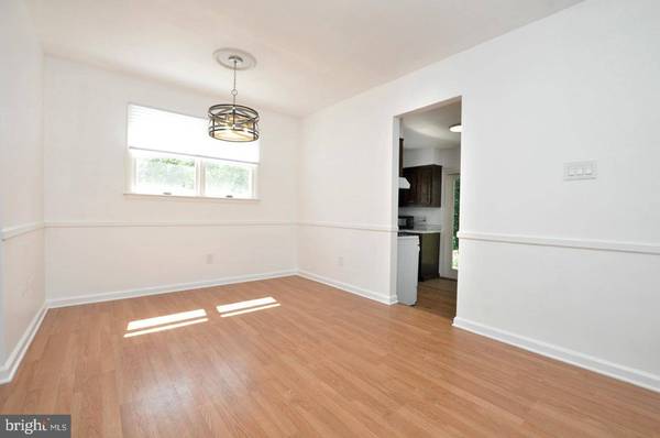 432 N COLES AVE, Maple Shade, NJ 08052