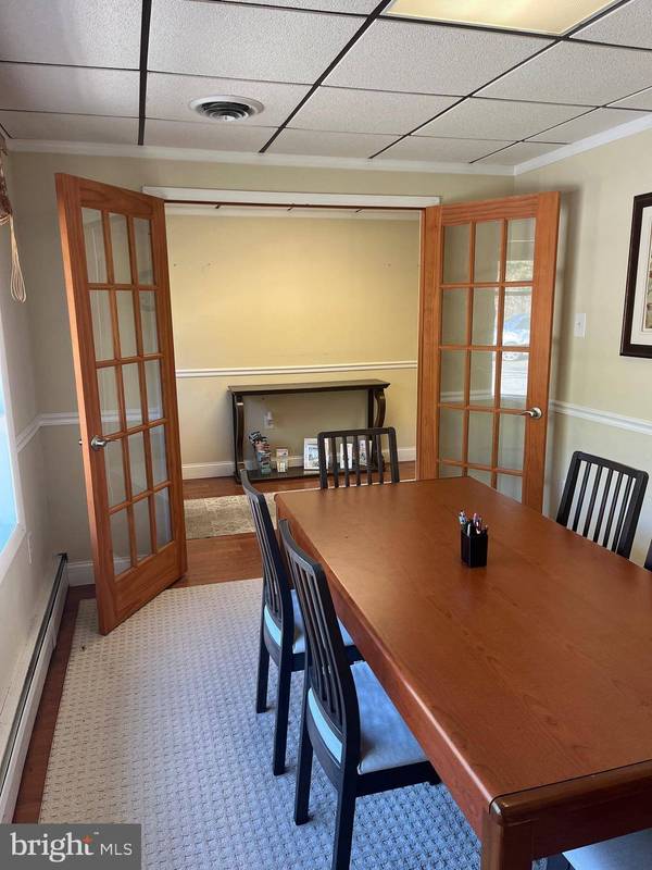 9 TOMLINSON MILL RD, Medford, NJ 08055
