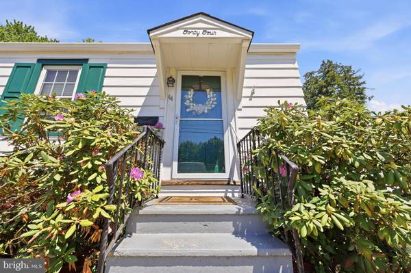 44 CHURCHILL RD, Cherry Hill, NJ 08034