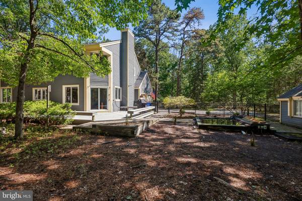 3 POINTE VIEW CIR, Medford, NJ 08055