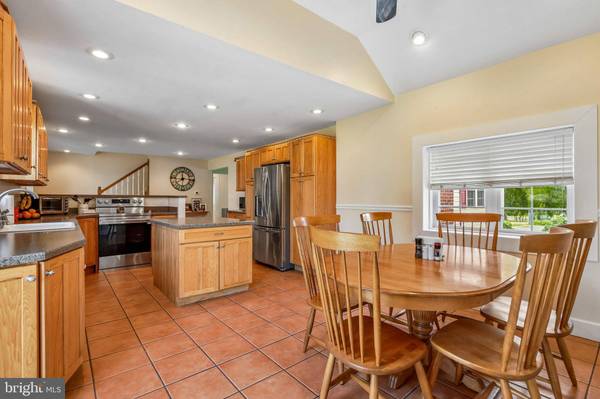 23 ALLEN AVE, Medford, NJ 08055