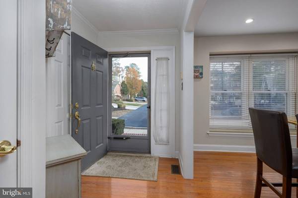 305 WILLIAMSBURG CT, Marlton, NJ 08053