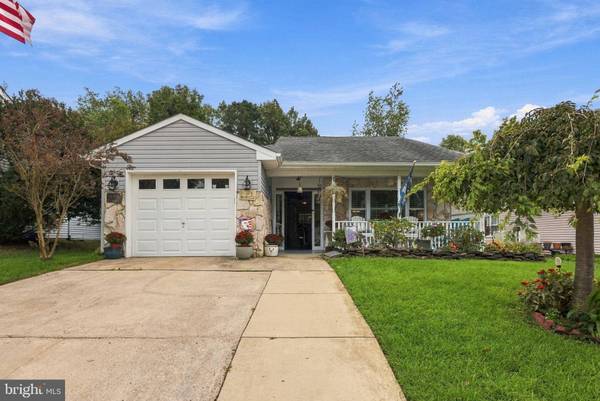 18 BUCKINGHAM DR