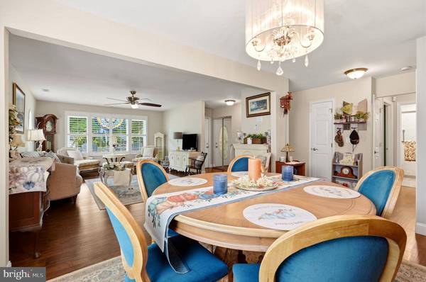 18 BUCKINGHAM DR, Southampton, NJ 08088