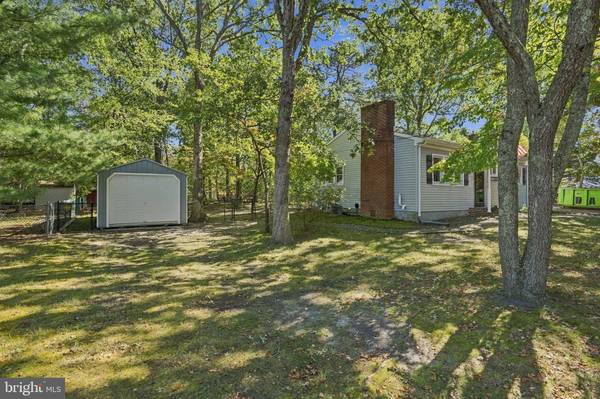 10 WOODLAND AVE, Medford, NJ 08055