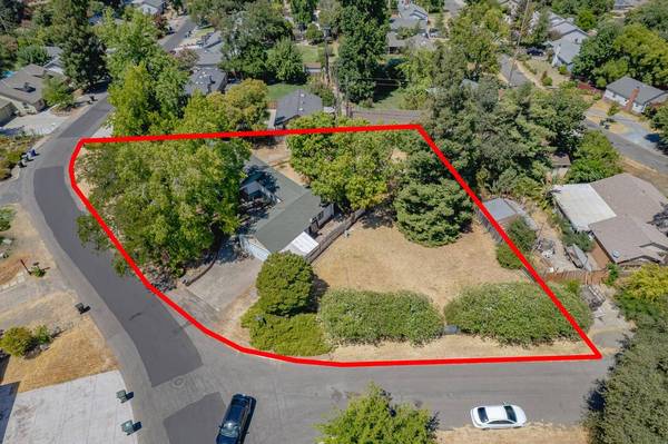 7265 Falcon RD, Fair Oaks, CA 95628