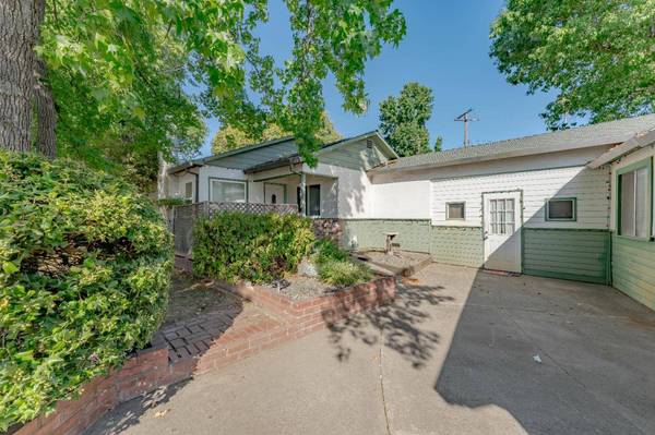 7265 Falcon RD, Fair Oaks, CA 95628