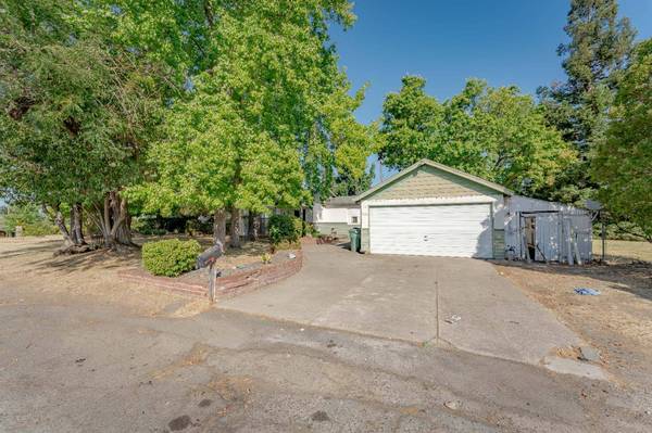 7265 Falcon RD, Fair Oaks, CA 95628