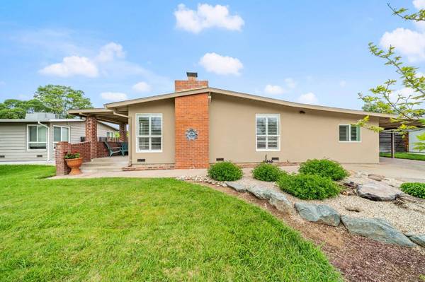 4829 Saint Lynn LN, Carmichael, CA 95608