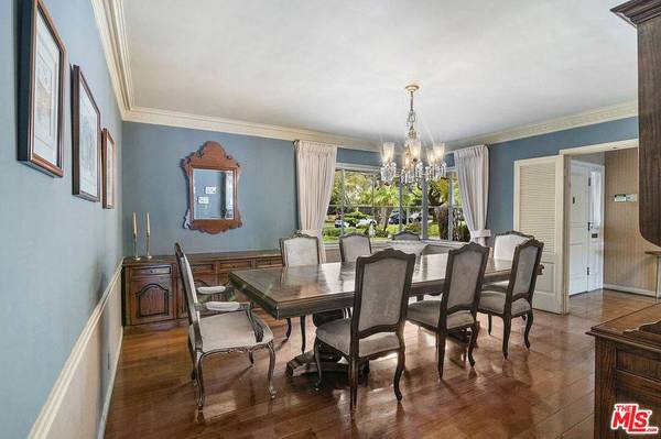 2224 Guthrie DR, Los Angeles, CA 90034