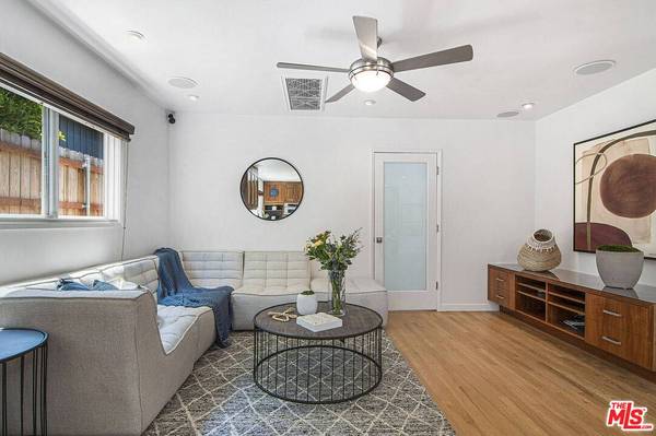 9611 Cresta Dr, Los Angeles, CA 90035