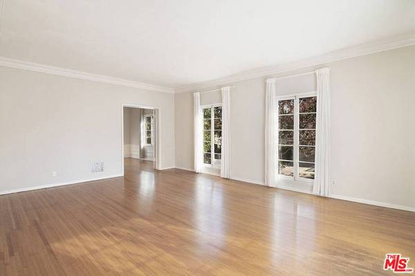 1215 1/2 S Alfred ST, Los Angeles, CA 90035