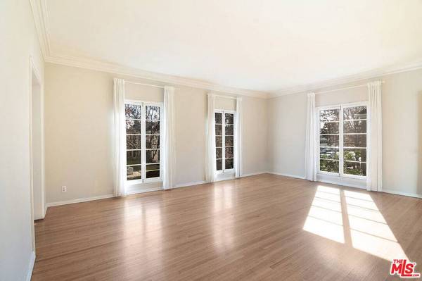 1215 1/2 S Alfred ST, Los Angeles, CA 90035