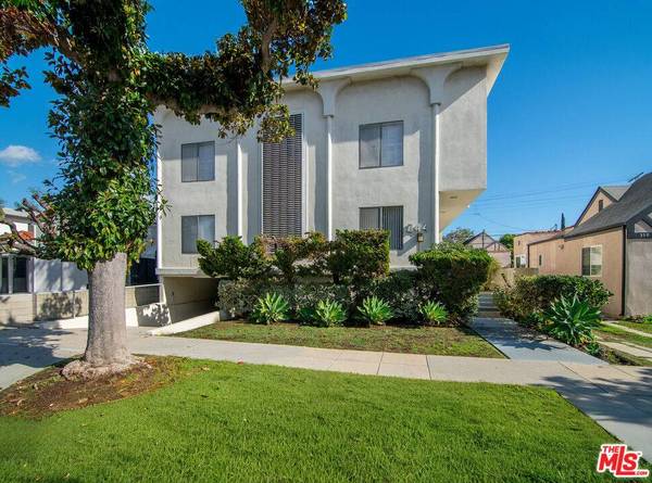 344 S Doheny Dr, Beverly Hills, CA 90211