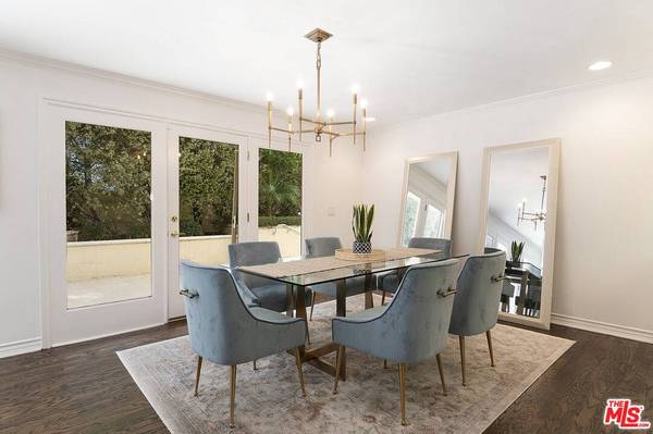 2007 S Beverly Glen Blvd #102, Los Angeles, CA 90025